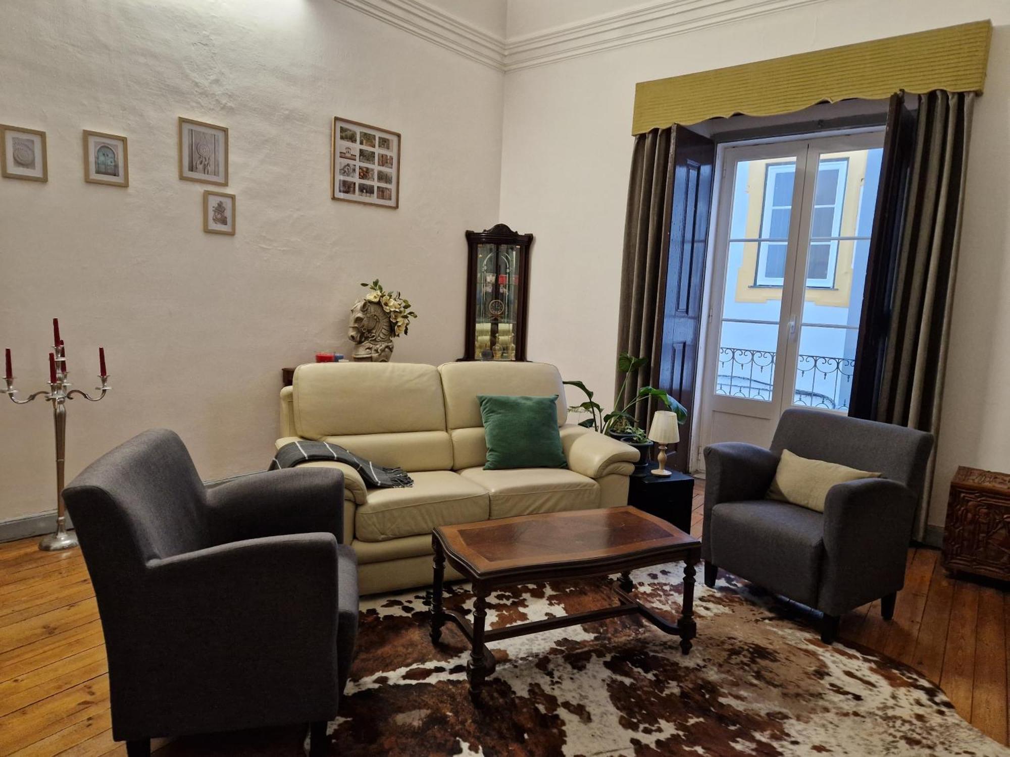 דירות אבורה Mont' Sobro House מראה חיצוני תמונה